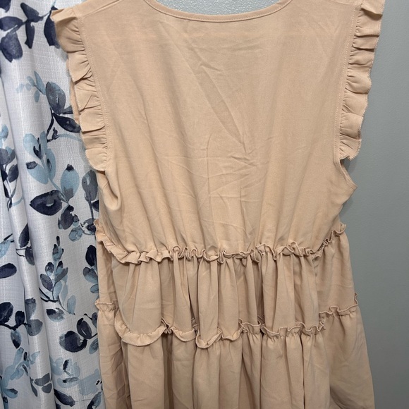 Shein Ruffled Top - Picture 2 of 3